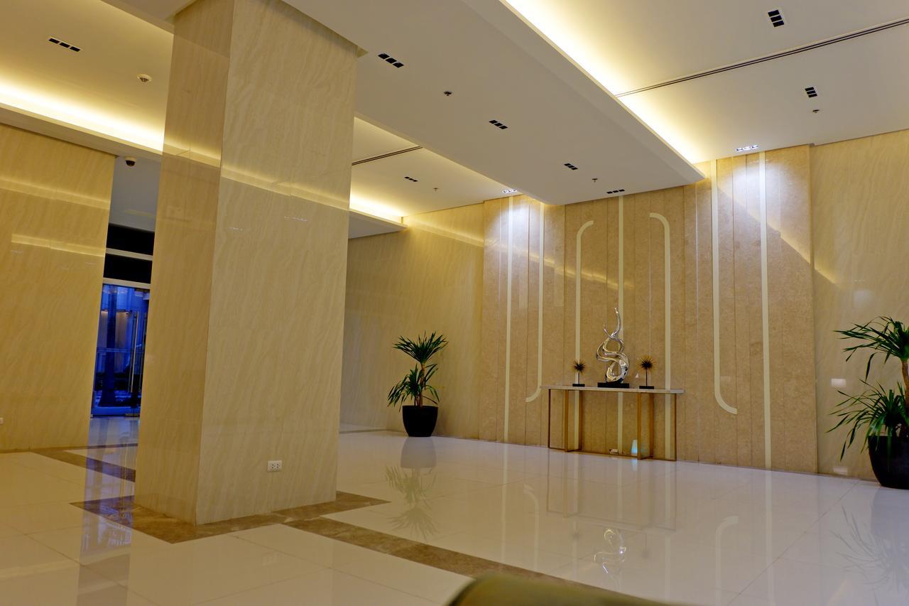 Travellers 101 Condo Near Manila Airport Exterior foto